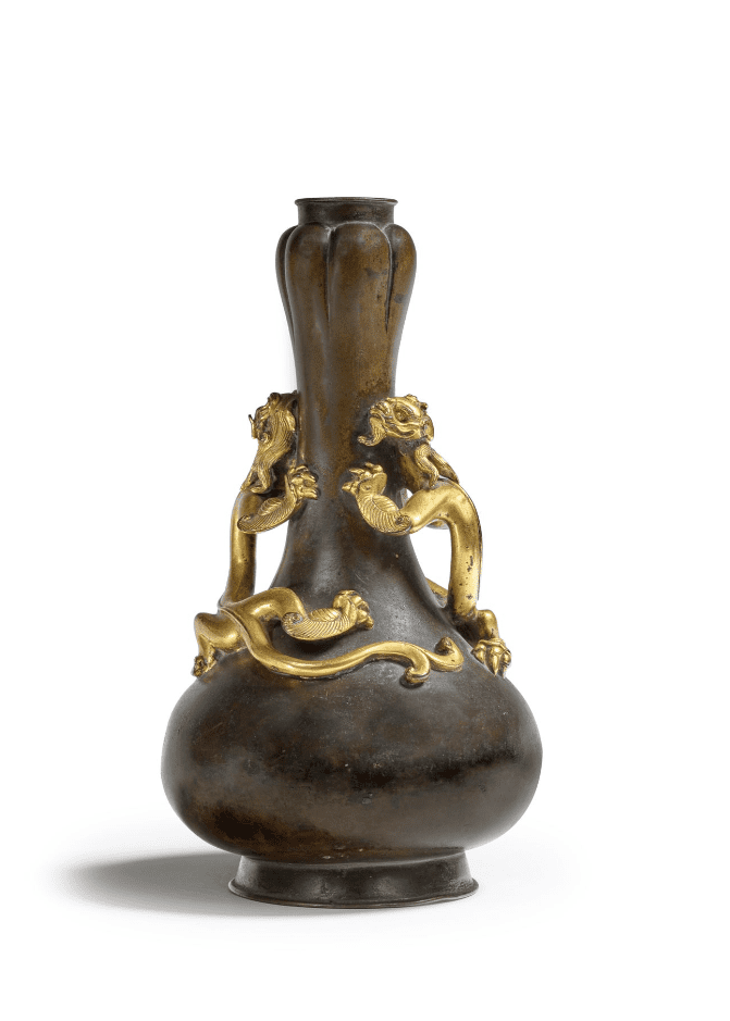 Vase de forme suantouping (gousse d’ail) en bronze à patine brune