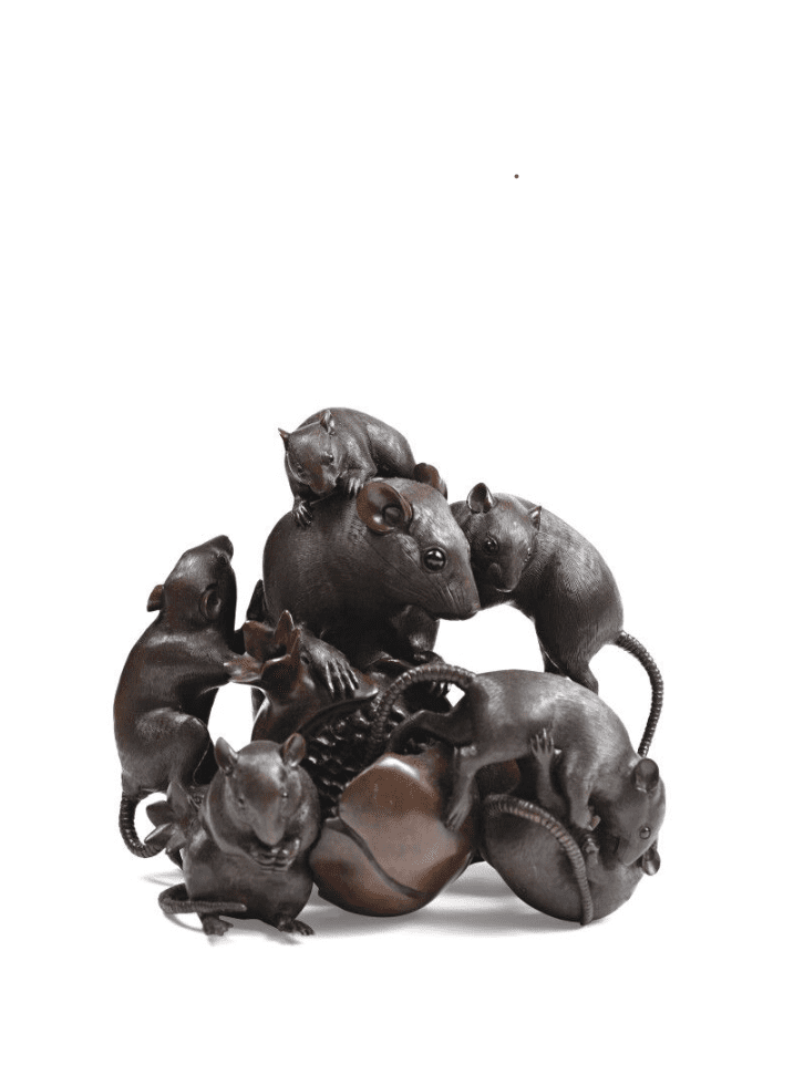 Groupe en bronze à patine brune et rouge d’un groupe de rats parmi les grenades